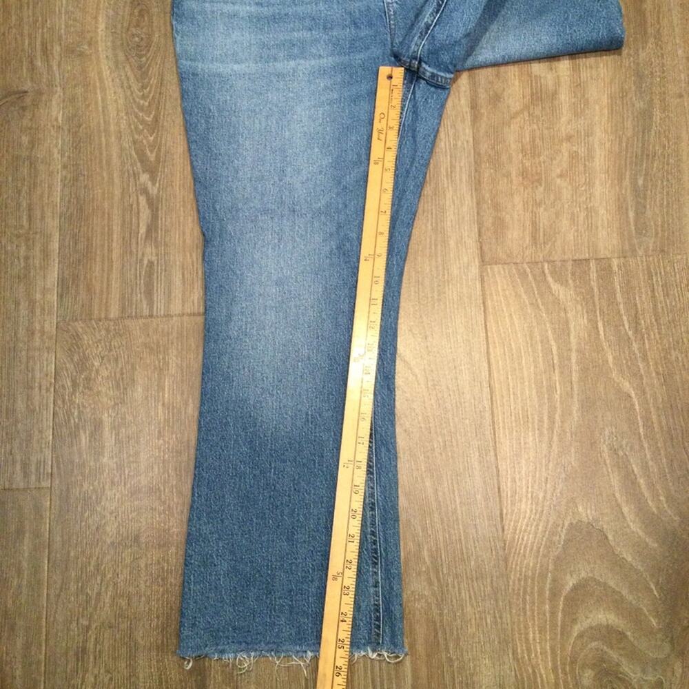 J. Crew 9" demi boot crop jean medium wash 32 raw hem - Picture 8 of 9